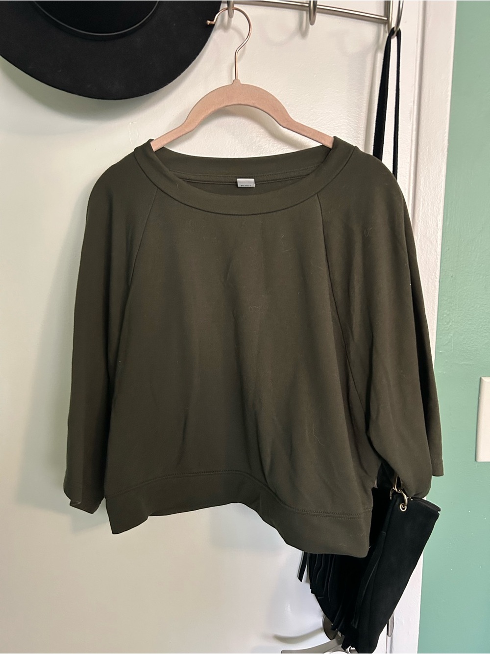 Old Navy Olive Relaxed Crewneck Sweatshirt
